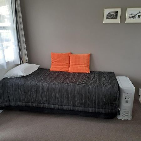 Featherston Motels And Camping Esterno foto