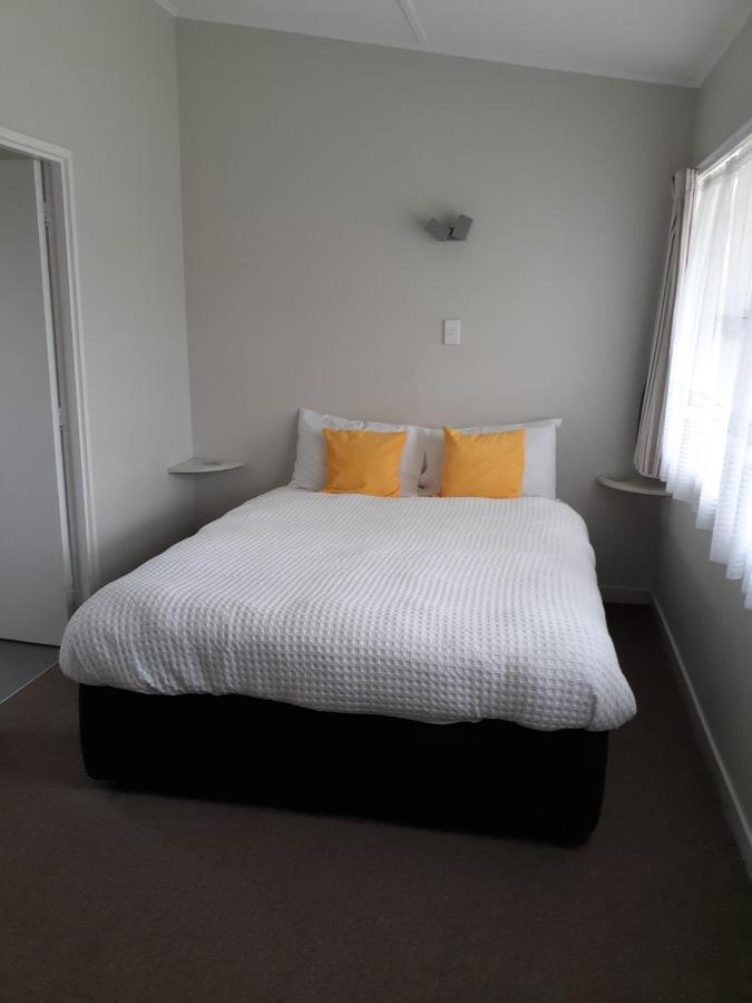 Featherston Motels And Camping Esterno foto