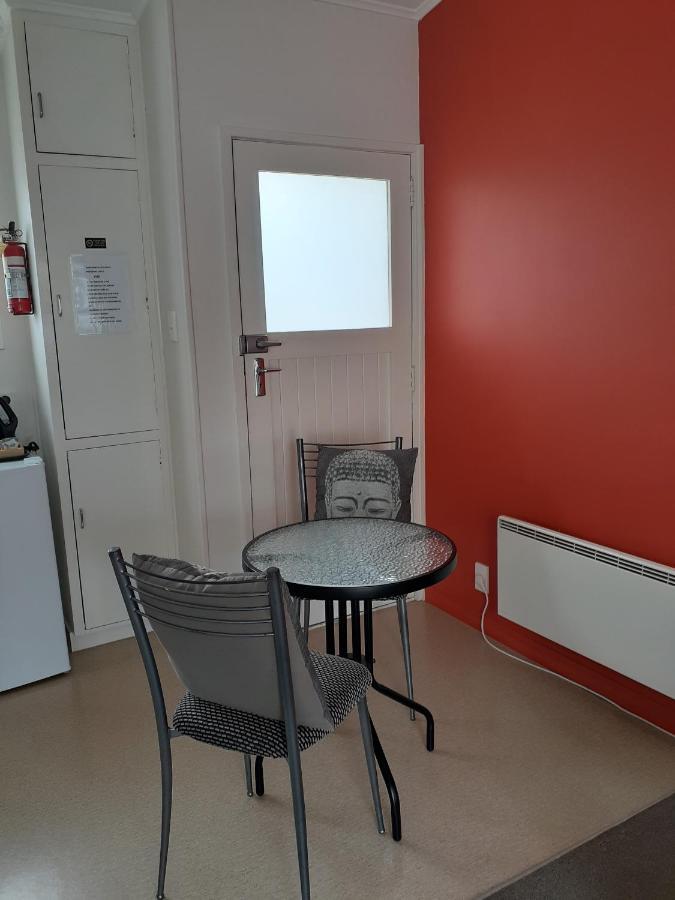 Featherston Motels And Camping Esterno foto