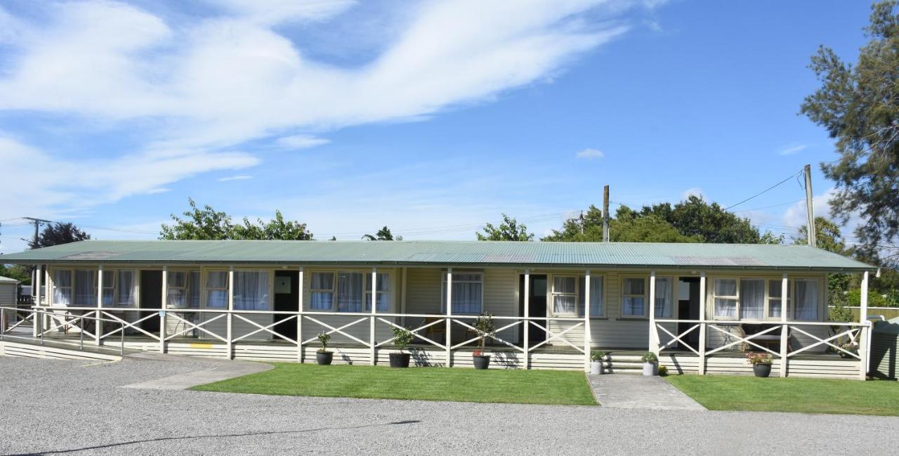 Featherston Motels And Camping Esterno foto