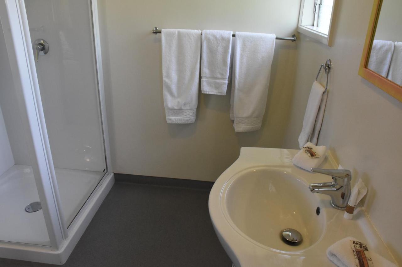 Featherston Motels And Camping Esterno foto